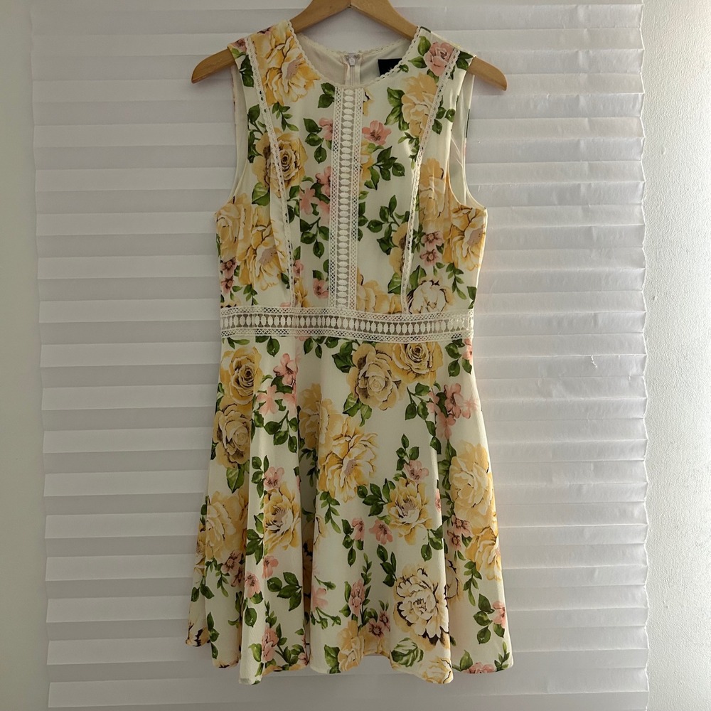 Disney Princess Floral Rose Lace Fit and Flare Mini Dress Cream Yellow L Summer